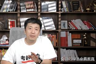 斯塔姆：滕哈赫身上的事情有点多，从C罗桑乔到现在的记者风波